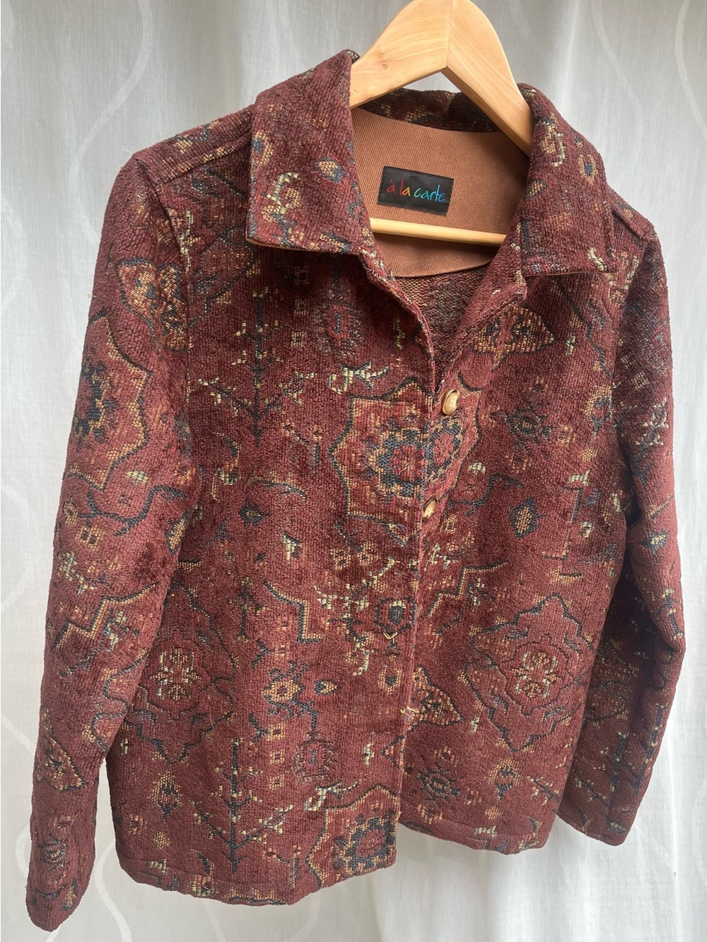 Vintage À La Carte Woven Tapestry Carpet Jacket Burgundy Medallion | Size M/L